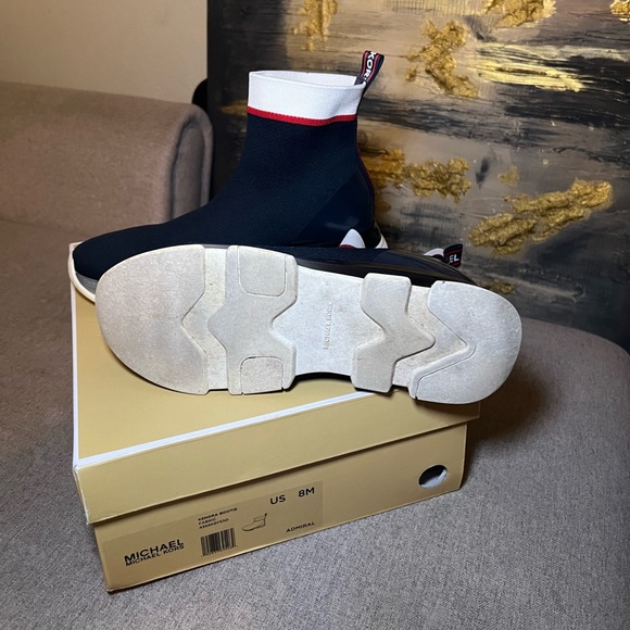 Michael Kors Sneakers - Picture 3 of 4